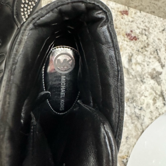 Michael Kors Leather bootie - Picture 4 of 6